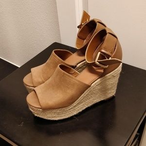 Indigo Rd Airy Platform Wedge Sandal Tan Brown 7.5